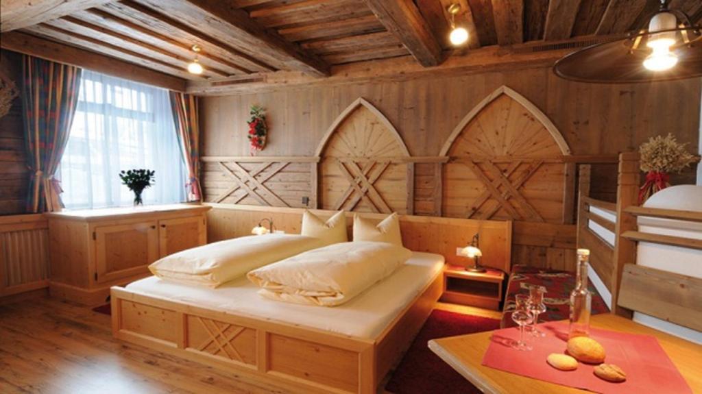 Hotel Camona & Apart Walserhof سامنون الغرفة الصورة