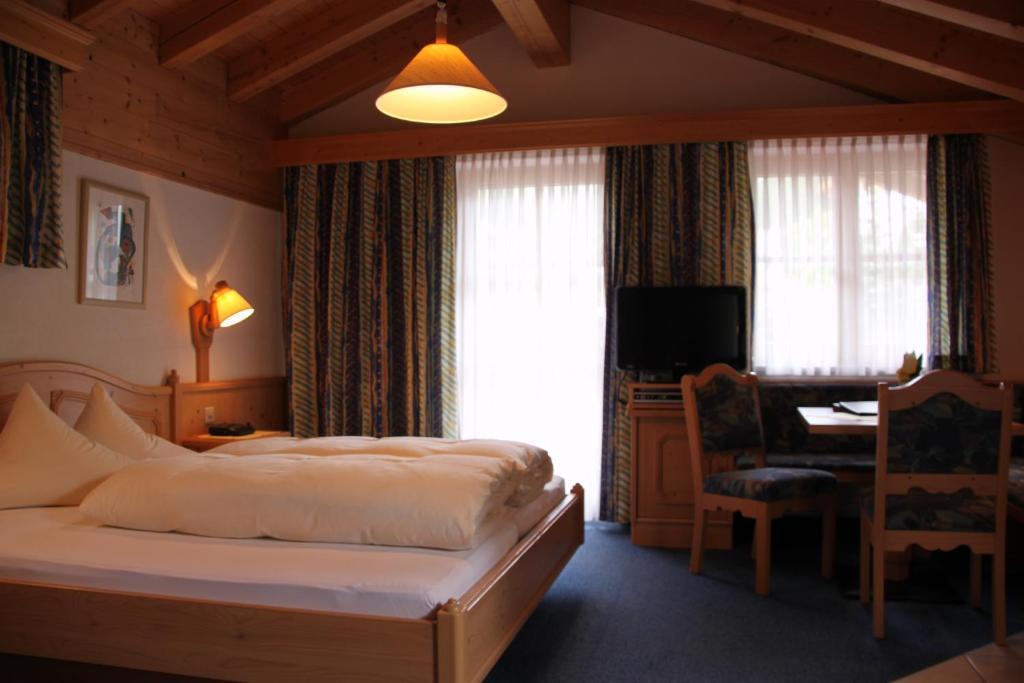 Hotel Camona & Apart Walserhof سامنون الغرفة الصورة